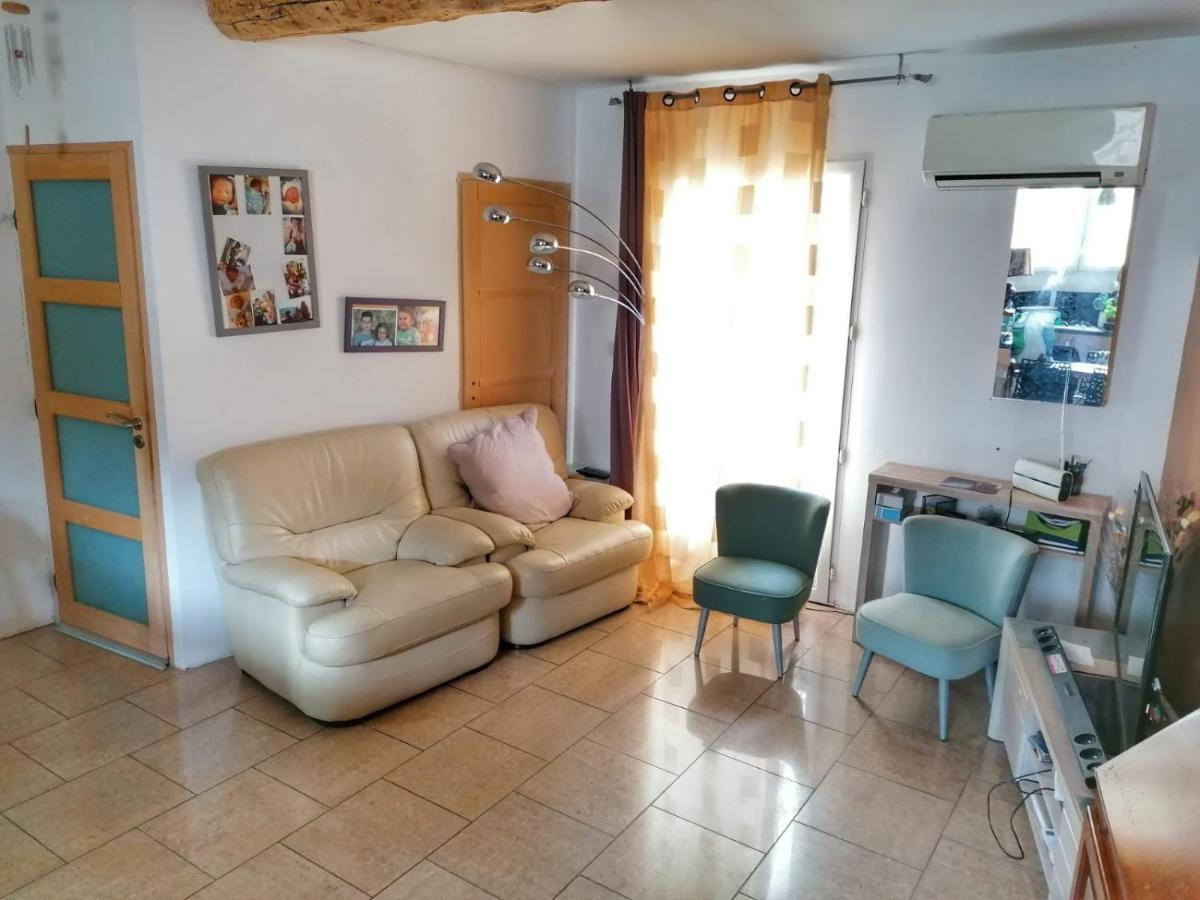 Chambre Chez L'Habitant Tourbes Bagian luar foto